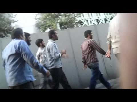 Iranian Regime giving out food with hope of getting people to attend prayer - Tehran 10 Sept. 2010