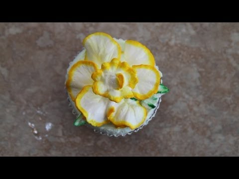 Daffodil cake-How to Decorate Cupcake Daffodil