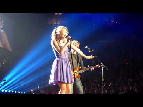 Taylor Swift & Tal Bachman - She So High (Live In Vancouver)