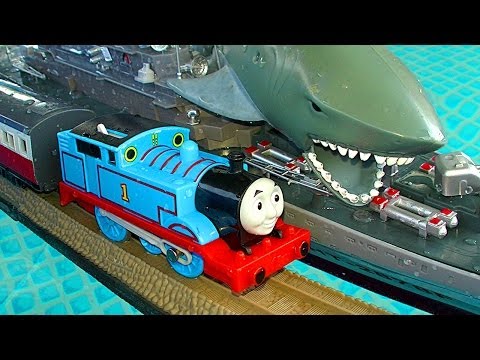 Thomas The Tank Trackmaster Pool Tracks Russian Navy Ship Attack Crash & Accidents Fun