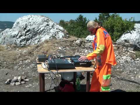 Clitocybe dj-composer live ( dj-set ) at monte fumaiolo ( rave edition ) -part 7-