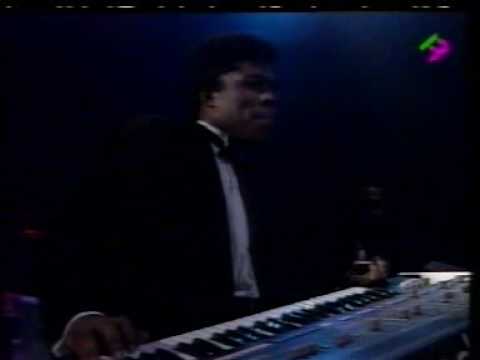 Barry White Live in Paris 31/12/1987 - Part 6 - Sho' You Right