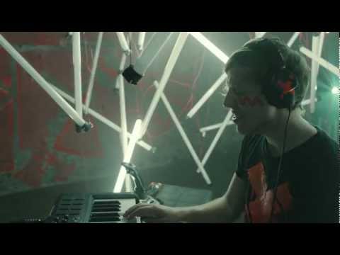 Robert DeLong Global Concepts (OFFICIAL MUSIC VIDEO)