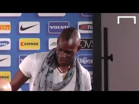 Mario Balotelli makes surprise appearance as Inter unveil new head coach