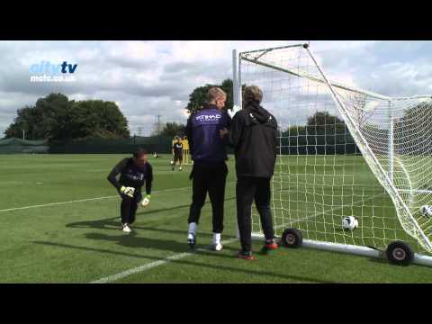 FREE KICK PRACTICE Balotelli, Kolarov, Sinclair and Milner