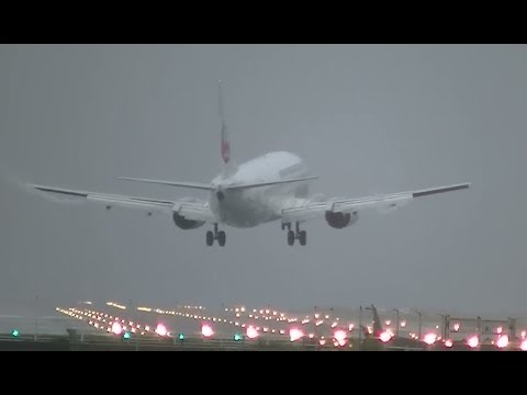 【欠航直前】 台風着陸 JAL JTA 台風23号 横風着陸 B777 B737 Typhoon Crosswind Landing and Takeoff.