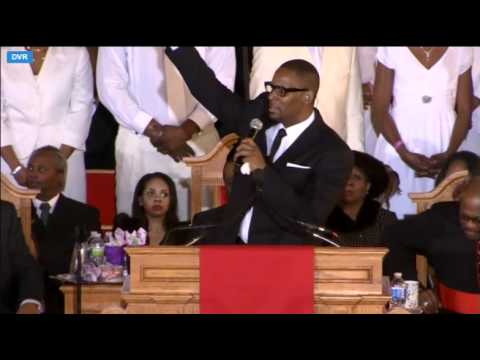 R Kelly  I Look To You Whitney Houston's Funeral