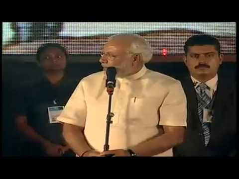 Shri Narendra Modi addressing Shreshta Bharat Divas celebrations in Mumbai