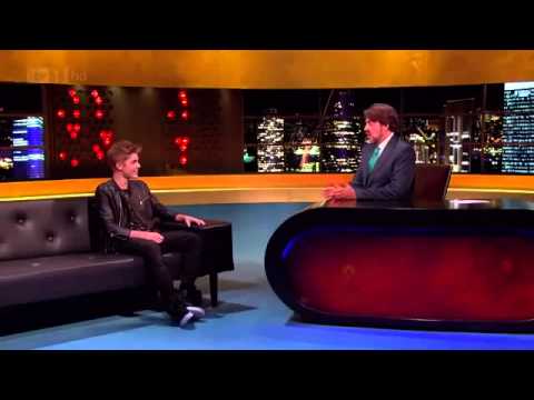 Justin Bieber Talks about SELENA GOMEZ BREAKUP in interview! NOVEMBER 2012 HD