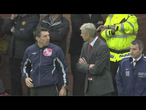 MOTD2: Gordon Strachan narrates Wenger being sent off