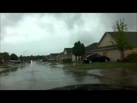 LIVE TORNADO FOOTAGE, South Arlington Texas April 3, 2012