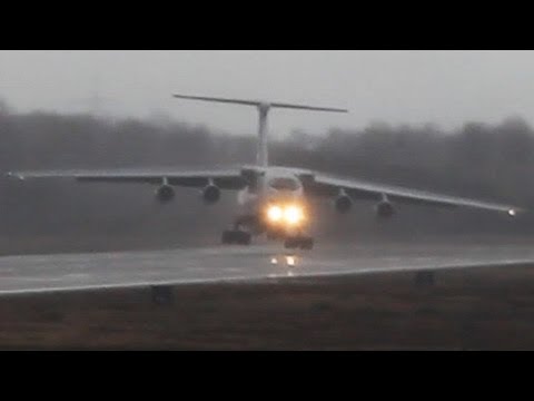 Ilyushin IL-76 strong Crosswind landing. Unbelieveable Russian Pilot skills ! (Watch in HD!)