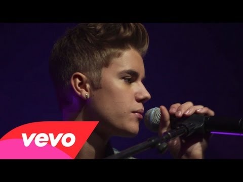 Justin Bieber - Boyfriend (Acoustic) (Live)