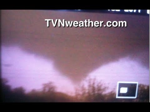 Lytle, TX tornado - TVNweather.com - March 19, 2012