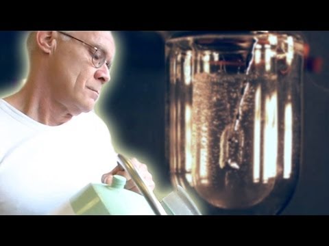 Pouring Mercury into Liquid Nitrogen (slow motion)