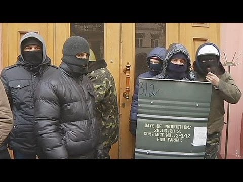 Ukraine : pas d'état d'urgence, les négociations continuent