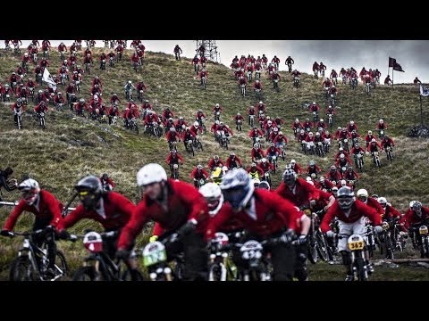 Gee Atherton hunts down 400 mountain bikers