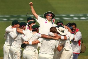 Siddle and Australia celebrates Ashes sweep