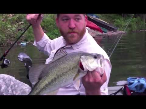 30milesOut.com -  KAYAK BASS FISHING  AUSTIN TEXAS town lake, ladybird lake