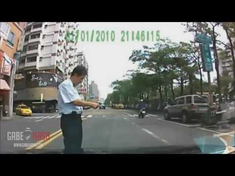 WHY CARS HAVE CAMERAS IN RUSSIA? JULY 27, 2013 (EXPLAINED)