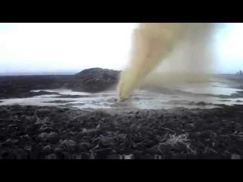 Directional Drilling Disaster!!!  Drilling Through the Surface! Oil Rig Blowout Well