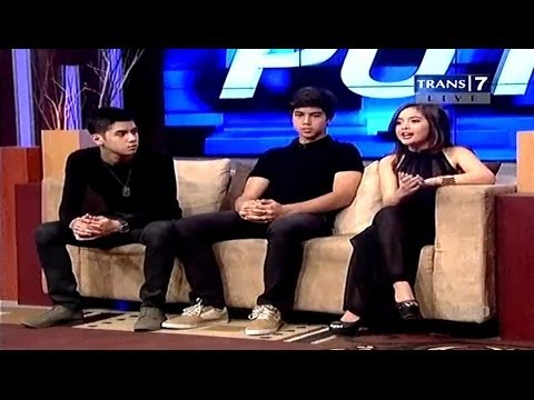 [FULL] Hitam Putih - Al Ghazali & El Tantang Farhat Abbas - 21 November 2013