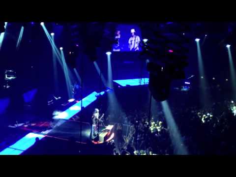 Guns N' Roses This I Love Live in Las Vegas November 7, 2012