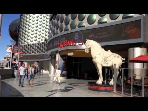 Walking the Las Vegas Strip