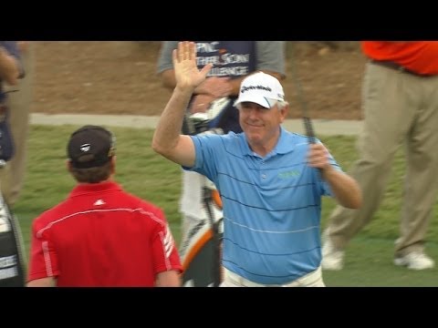 Hale Irwin makes 40-foot putt at PNC Father/Son