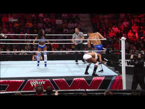 WWE Monday Night Raw En Espanol - Monday, February 18, 2013