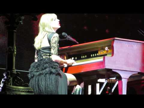 All Too Well - Taylor Swift, Gillette Stadium, July 26th 2013