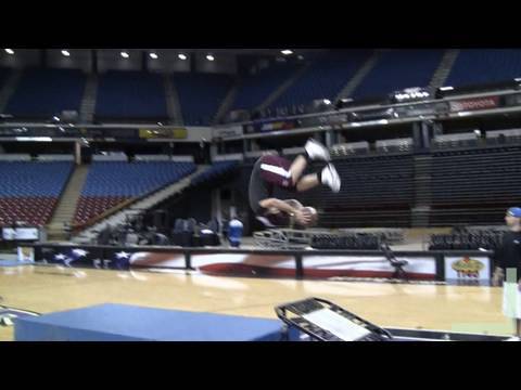 Front Flip Shot w/ Tyreke Evans | Dude Perfect