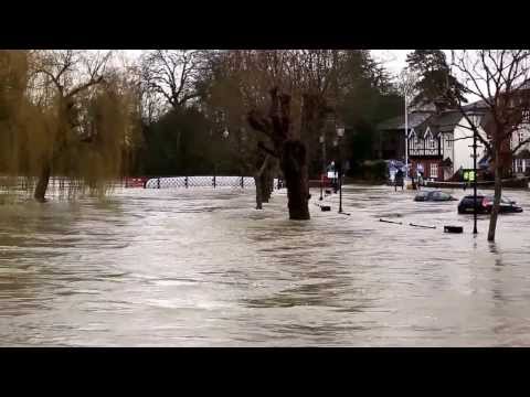 Guildford Flood Christmas Eve 2013