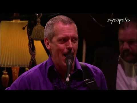 Hugh Laurie 