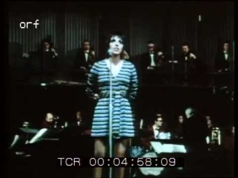 Liza Minnelli. Live at the Olympia in Paris. December 13, 1969.