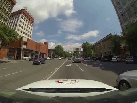 Driving through Yerevan, Armenia (I)