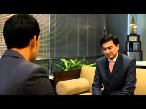 PM Abhisit Meets The Bangkok Post.flv