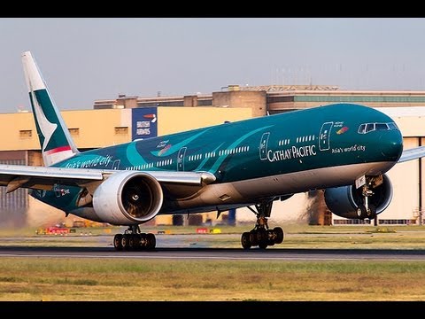 Cathay Pacific Boeing 777-300ER Economy Class Flight: CX659 Hong Kong - Singapore