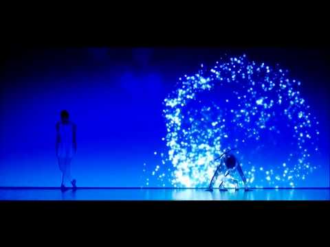 Japanese Performance Art Troupe Enra Shows Off Their Latest Creation With Dance And Light