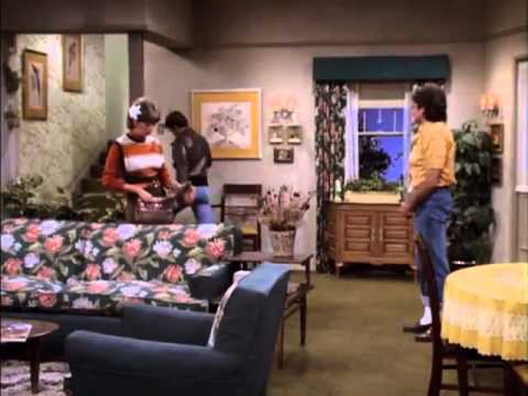 Mork and Mindy Season 1 Episode 1 Pilot