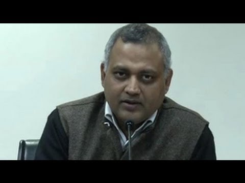 I was only following the law, says suspended cop who clashed with Law Minister Somnath Bharti