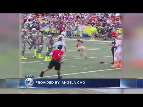 Pro Bowl streaker did it for ailing cousin