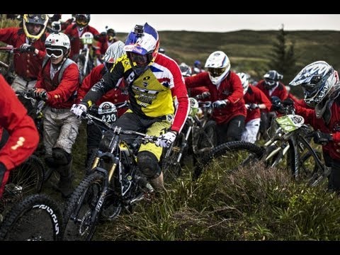 Gee Atherton downhill MTB chase POV - Red Bull Foxhunt 2013