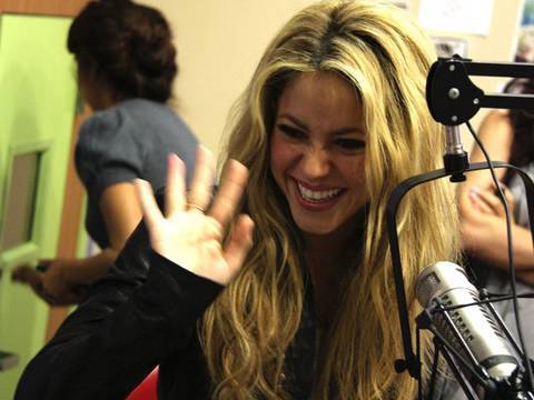 Shakira Stops By and Chats | Interview | On Air With Ryan Seacrest