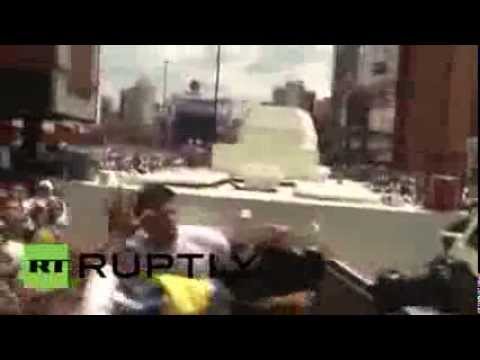 Venezuela: Opposition leader Leopoldo Lopez arrested at rally