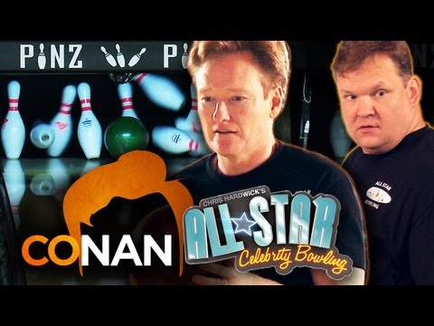 CONAN O'BRIEN & ANDY RICHTER vs Team Nerdist - All Star Celebrity Bowling