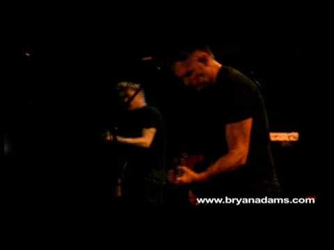 Bryan Adams - Summer of 69 - Live In Lisbon.