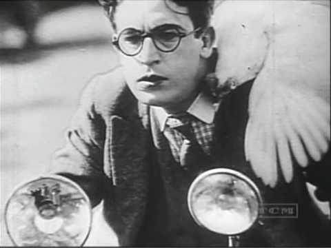 Biography of Harold Lloyd on TCM