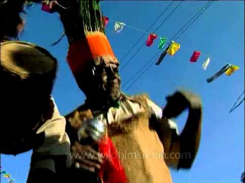 Afro - Indian Siddhi tribes from Gujarat having fun in music