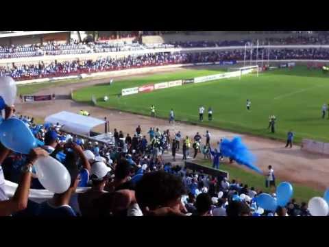 CSA entrando em campo - 